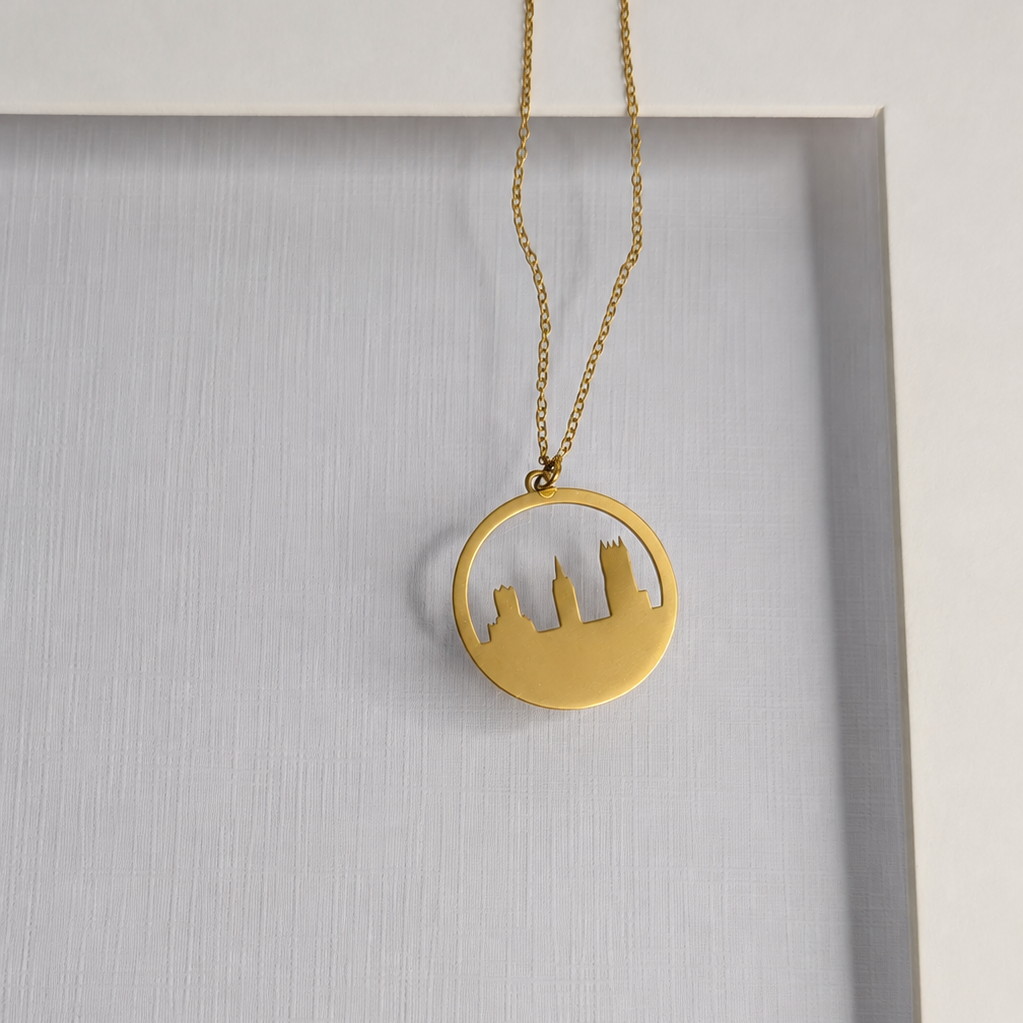 Circle Skyline Necklace Gold
