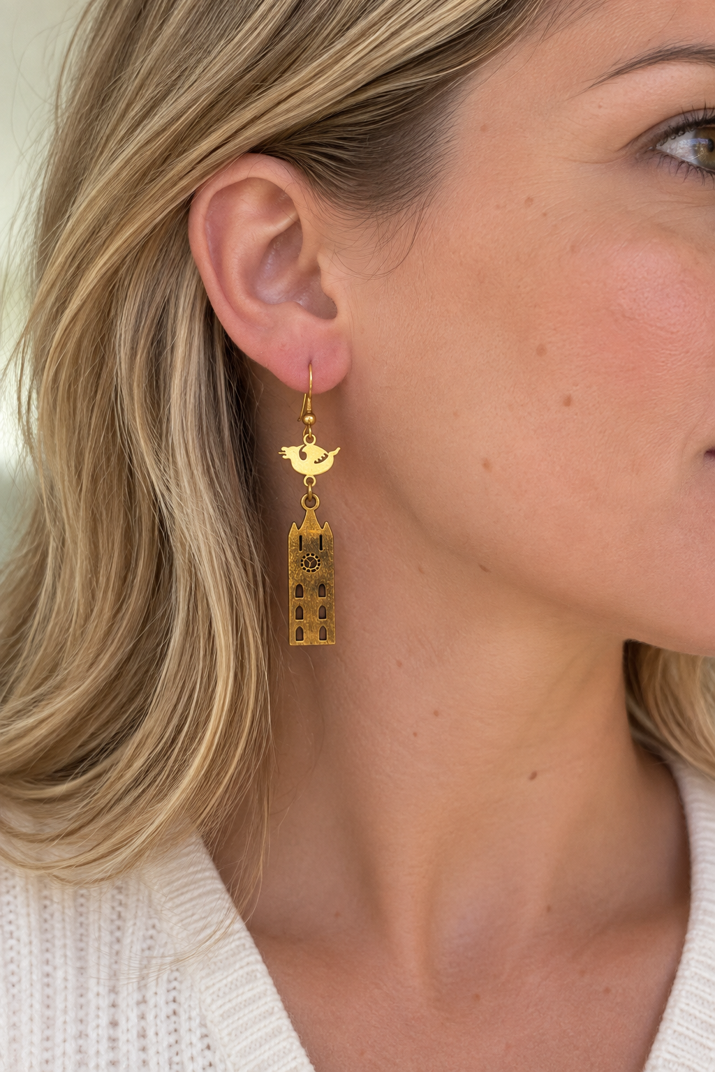Dragon in the Belfort Earrings Gold